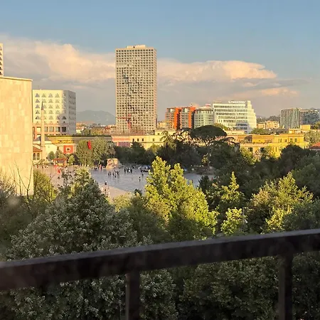 The Heritage View - Skanderbeg Square, Appartement Tirana